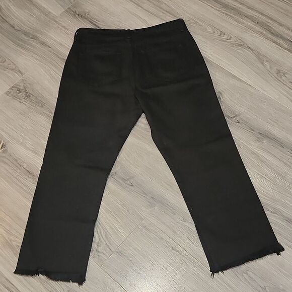 Black Mumu Wide Raw High Waisted Hem Cropped Jeans - Picture 12 of 12